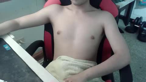 Flea online show from February 24, 10:46 pm