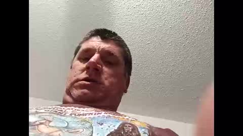 hornyman6942842 online show from December 23, 3:56 am