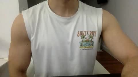 hornyspaniard93 online show from May 6, 9:54 pm