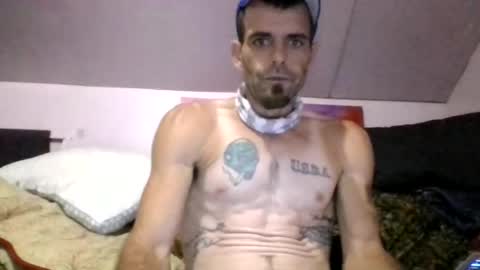 hornywhiteboi69420 online show from July 31, 10:16 am