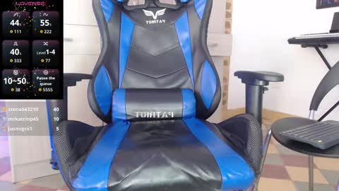 horse_man2 online show from February 12, 12:53 pm