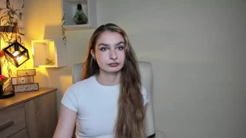 NINA online show from November 18, 6:49 am