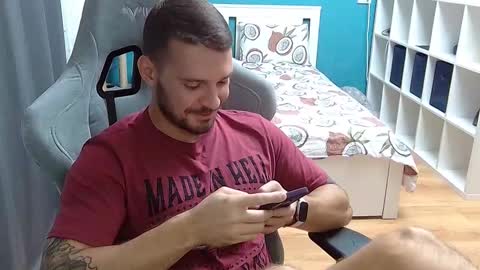 Snapshot of hot_cap_77 chatting on October 10, 7:30 pm hot_cap_77 online show from October 10, 7:30 pm