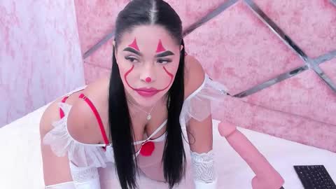 Emily online show from October 31, 11:43 am