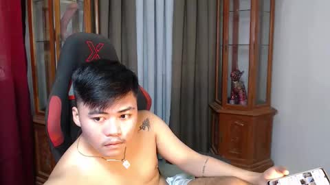 Snapshot of hot_emmanuel chatting on September 10, 3:18 am hot_emmanuel online show from September 10, 3:18 am