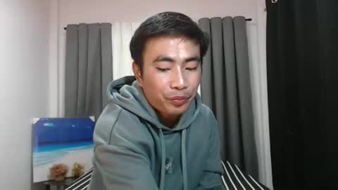 Snapshot of hot_khevin chatting on October 13, 10:56 pm hot_khevin online show from October 13, 10:56 pm