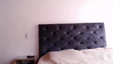 Hot Latin Marriage online show from April 13, 4:00 pm