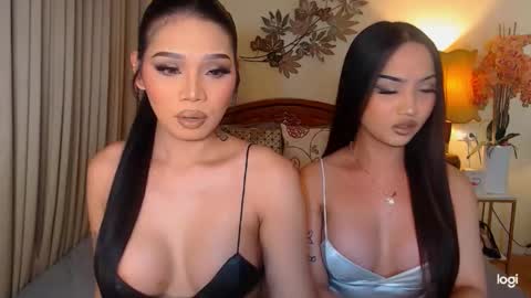 hot_nikki69 online show from January 12, 8:32 am