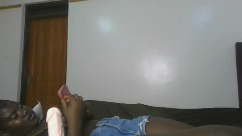 Hot petite online show from March 30, 11:54 am