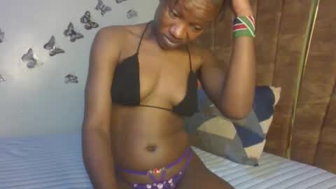 hot petite100 online show from April 22, 1:02 am