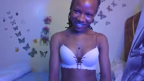 hot petite100 online show from October 29, 2:57 am