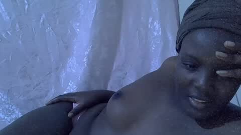 RAYLAH online show from March 31, 4:02 am