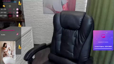 Snapshot of hot_squirtgirl chatting on March 4, 5:32 am Vasilisa online show from March 4, 5:32 am