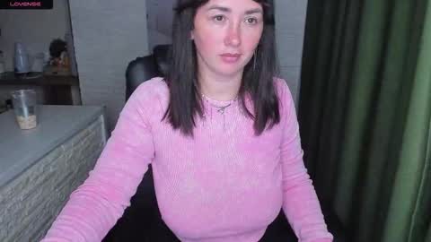 Snapshot of hot_squirtgirl chatting on September 15, 4:30 pm Vasilisa online show from September 15, 4:30 pm