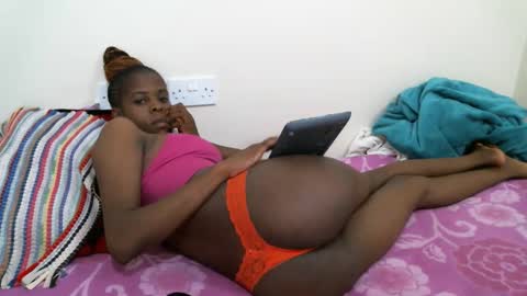 Snapshot of hot_tara1 chatting on September 14, 6:42 pm tara online show from September 14, 6:42 pm