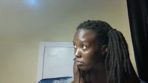 hot_velvet2 online show from January 7, 6:35 pm