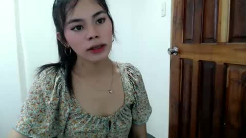 Yanna online show from May 4, 2:18 am