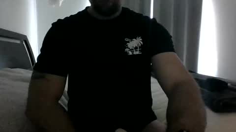 hotandhard123321 online show from April 27, 12:36 pm