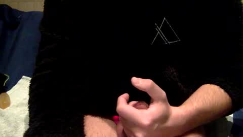 HotAndrew29 online show from December 4, 11:30 pm