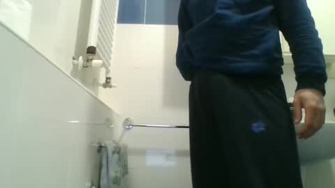 hotandwild2003 online show from April 11, 2:43 pm