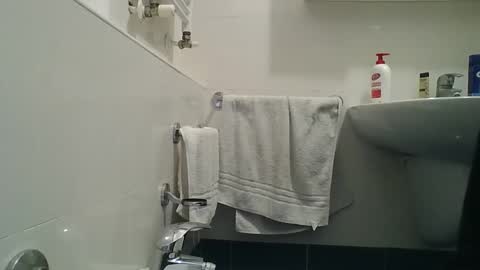 hotandwild2003 online show from February 17, 12:09 am