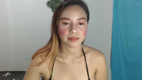 Snapshot of hotasian_pinky chatting on March 7, 11:29 am hotasian_pinky online show from March 7, 11:29 am