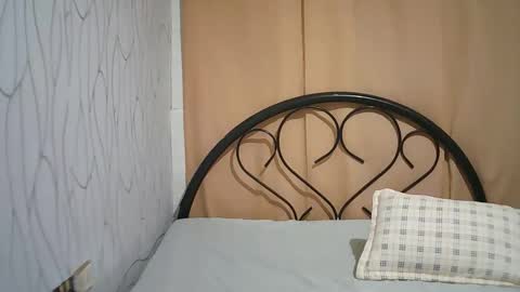 Lynn online show from September 13, 4:37 am