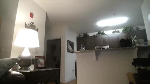 hotblondemilf1962 online show from February 3, 9:24 am