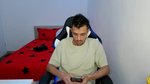 Hotboyshorny online show from February 25, 9:57 am