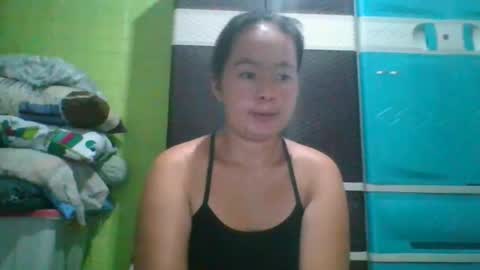 hotchicks4uxx online show from February 6, 11:04 pm