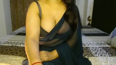 Eliza i dont show face in any show online show from December 19, 8:02 pm