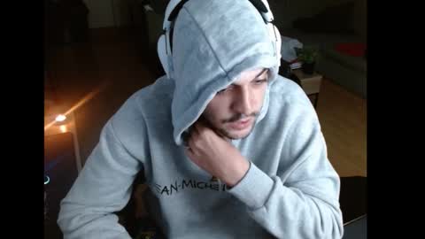 Snapshot of hotfilled chatting on October 19, 5:39 pm Mephisto667 online show from October 19, 5:39 pm