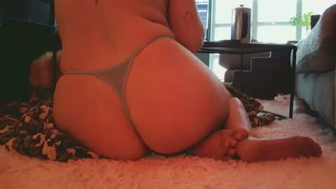 hotgirlbigbutt online show from March 8, 12:20 pm