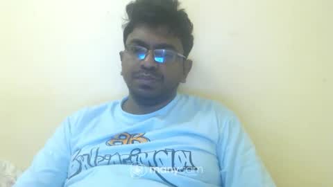 hotgluteus4321 online show from April 13, 7:12 am