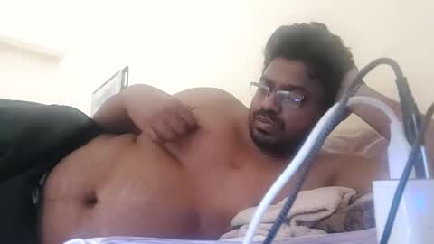 hotgluteus4321 online show from April 25, 9:11 am