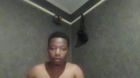 Snapshot of hotguyy001 chatting on February 15, 9:26 pm hotguyy001 online show from February 15, 9:26 pm