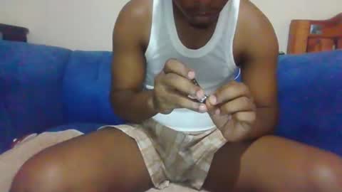 Snapshot of hotguyy001 chatting on September 21, 4:16 am hotguyy001 online show from September 21, 4:16 am