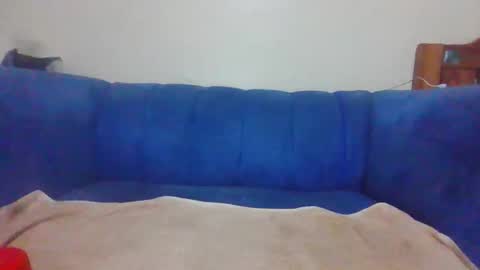 Snapshot of hotguyy001 chatting on September 28, 3:04 am hotguyy001 online show from September 28, 3:04 am