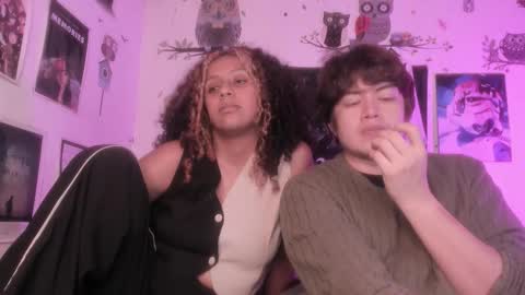 Sam and Nico online show from January 16, 1:36 am