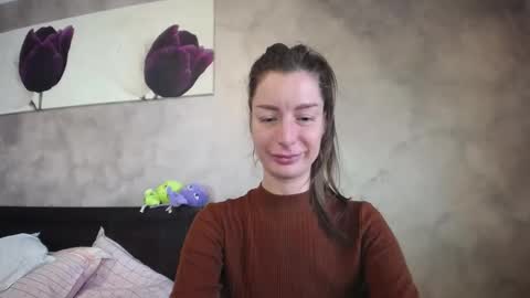 Lia   online show from March 25, 7:26 am