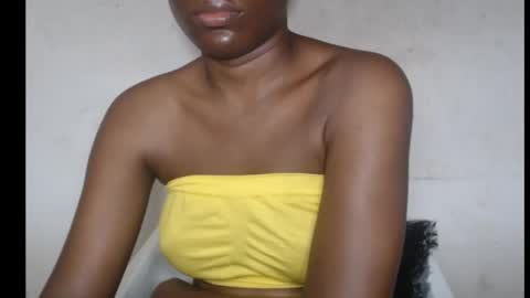 hotjessie0 online show from September 12, 6:04 am