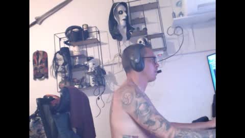 hotkinkytat online show from April 2, 9:55 pm