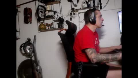 hotkinkytat online show from February 14, 11:53 pm