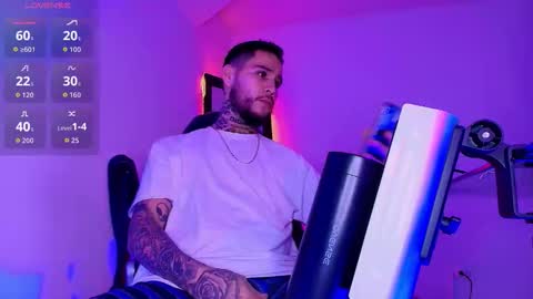 HoTLatinoX20CM online show from December 17, 6:58 pm