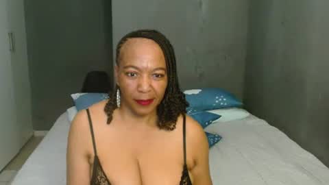 hotlilya online show from April 8, 7:11 am