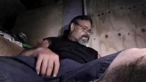 hotnriv13 online show from April 7, 5:09 am