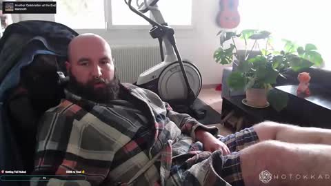 Snapshot of hotokar chatting on October 19, 9:14 am Hotokkar online show from October 19, 9:14 am