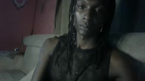 hotshadowx online show from April 7, 8:55 pm