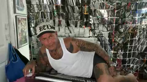 hotstuff775616 online show from April 6, 4:21 am