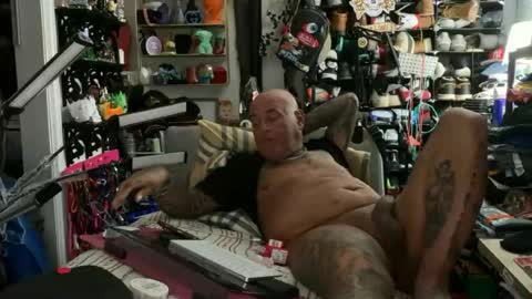 hotstuff775616 online show from June 25, 1:57 am